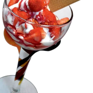 1400 Joghurt Erdbeer Becher